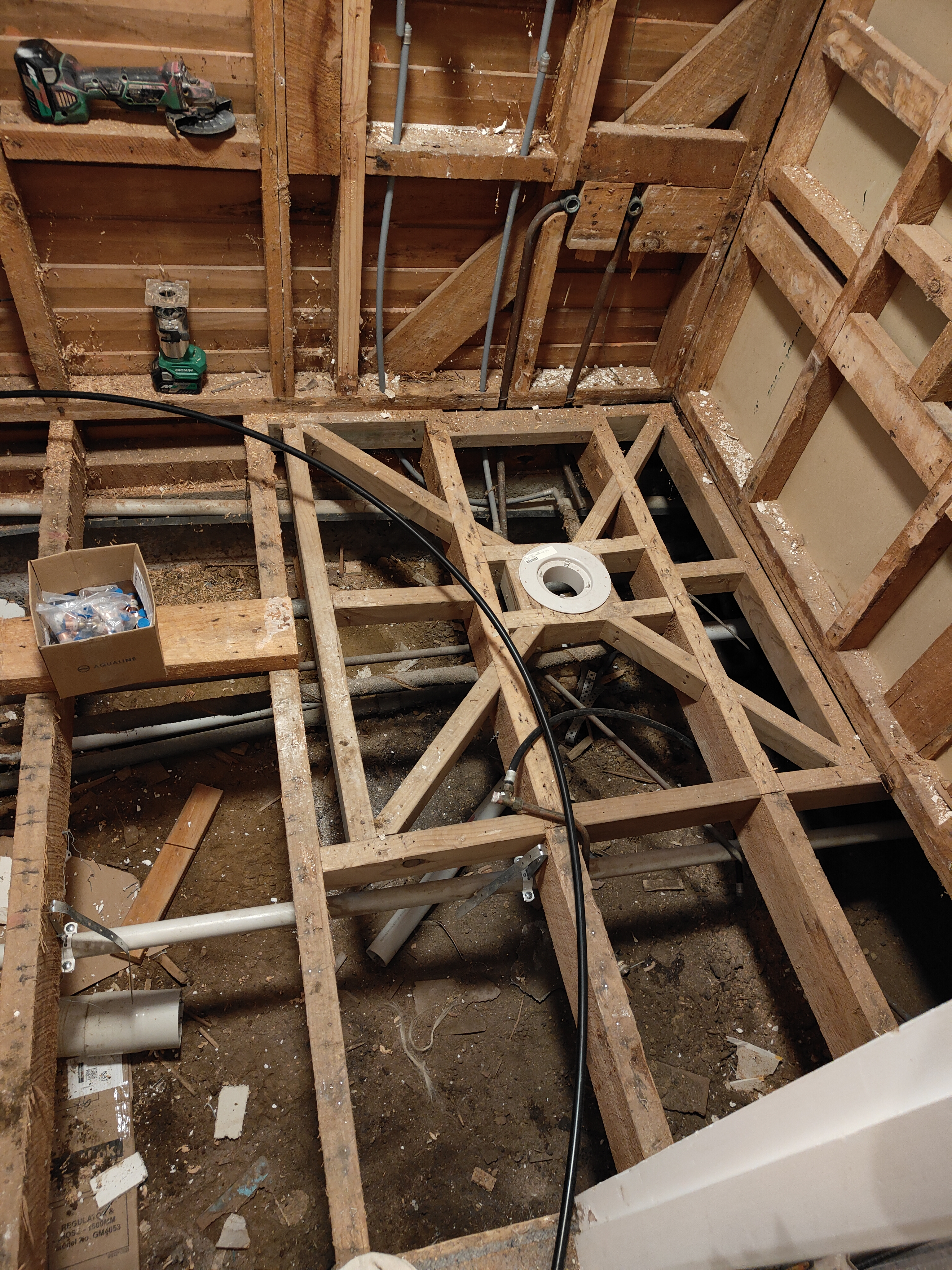 Bathroom before renovation